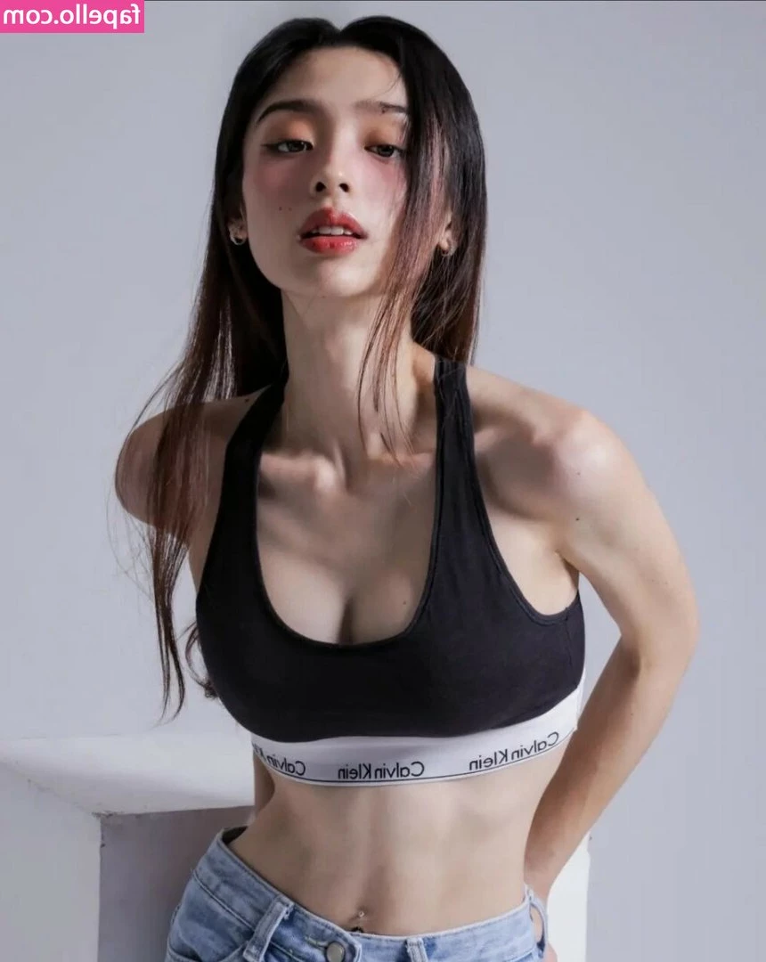 Nayoung Kim [ nayoung-kim ] - Mouth open for u hehhe 😜😜