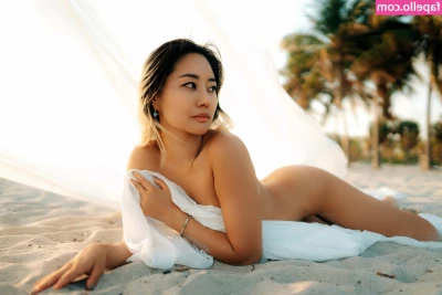 Serena Jung [ serena-jung ] - Love these panties