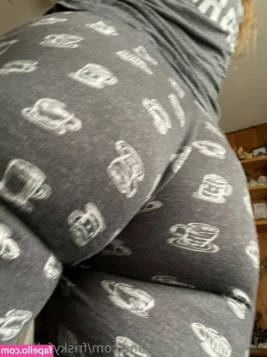 friskyfeline69 - Take a look at your inbox 😜 ! Would be great if you tip this post