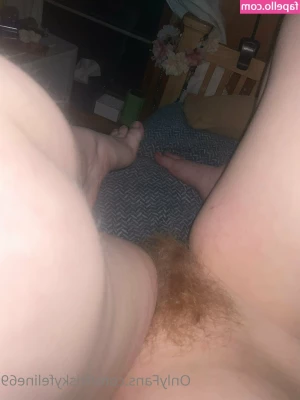 friskyfeline69 - Hey guys have a great start in the weekend    Who is you no nut