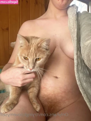 friskyfeline69 - Tonguing  P xxx