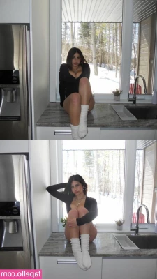 Zoe Ducorsky [ zoe-ducorsky ] - Slide my panties down