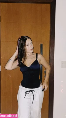 Malu Paris [ malu-paris ] - Subscriebe me for your fantasies   littlekittyd