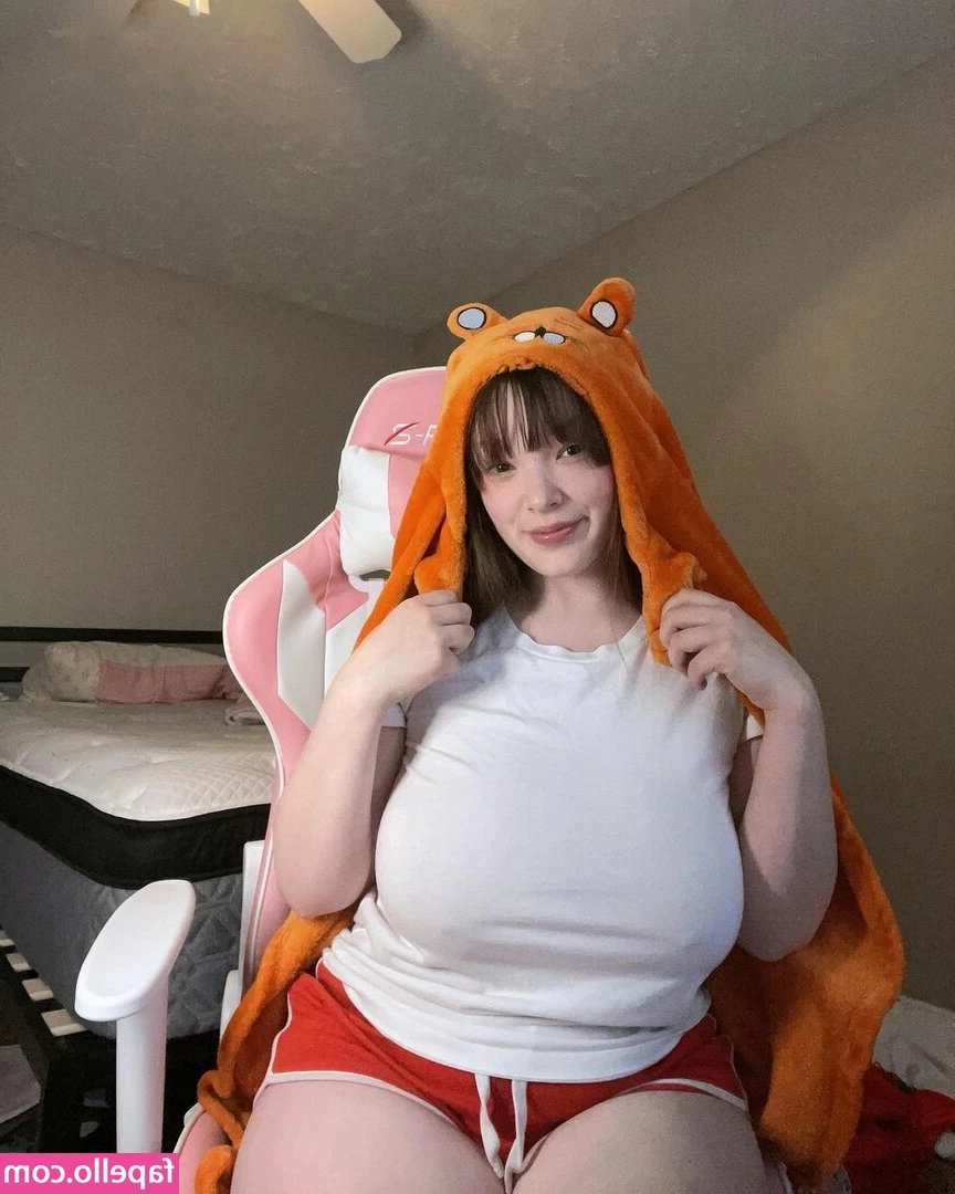 naclg0d - I've been editing custom vids all evening & took a long, hot