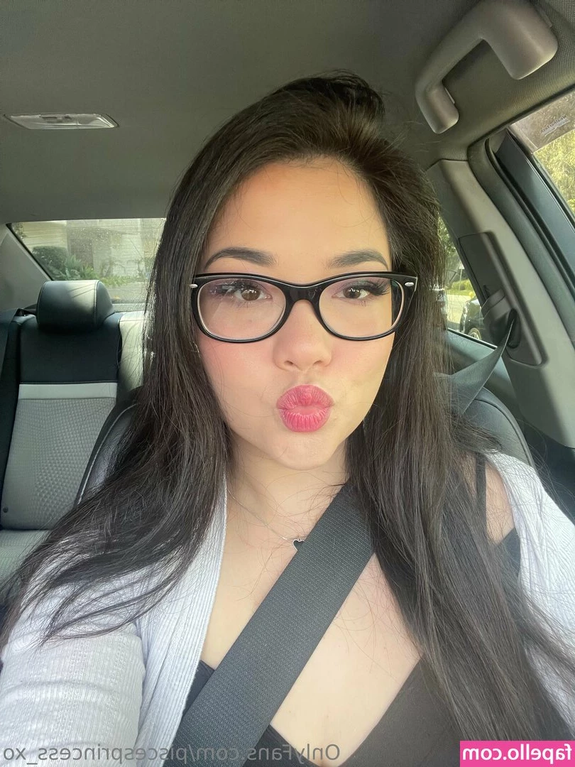 Sonia Elsie [ sonia-elsie-1 ] - Would you suck my boyfriends cock after he pulls it out of my warm