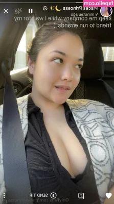 Sonia Elsie [ sonia-elsie-1 ] - Hows your monday been so far? Bit nippy here 😜