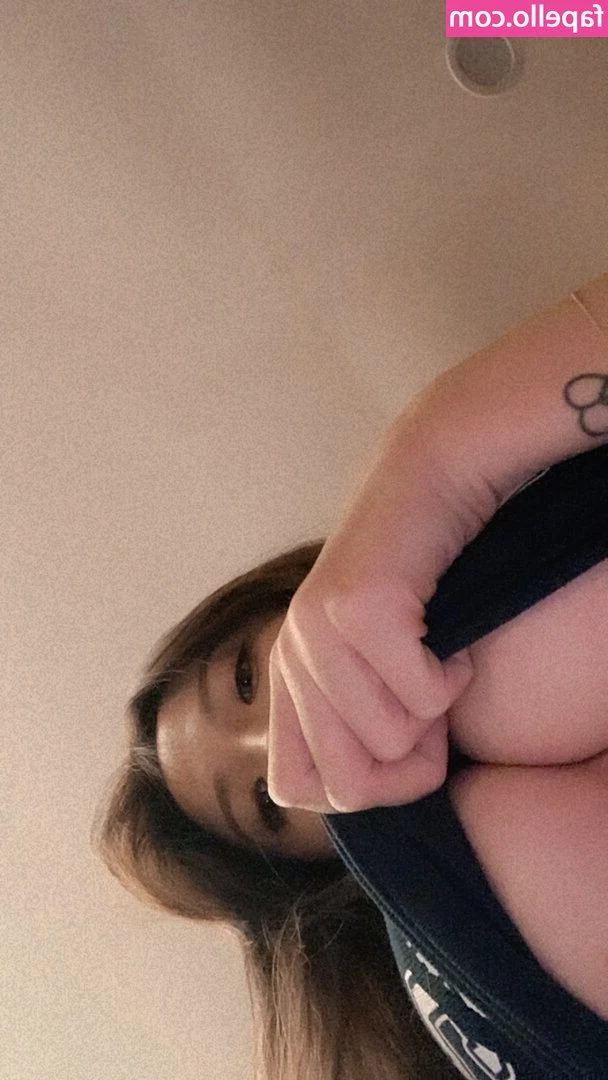 X.nainnn [ x-nainnn ] - No panties