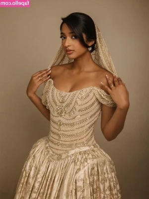 Maitreyi Ramakrishnan [ maitreyi-ramakrishnan ] - Most Viewed Set