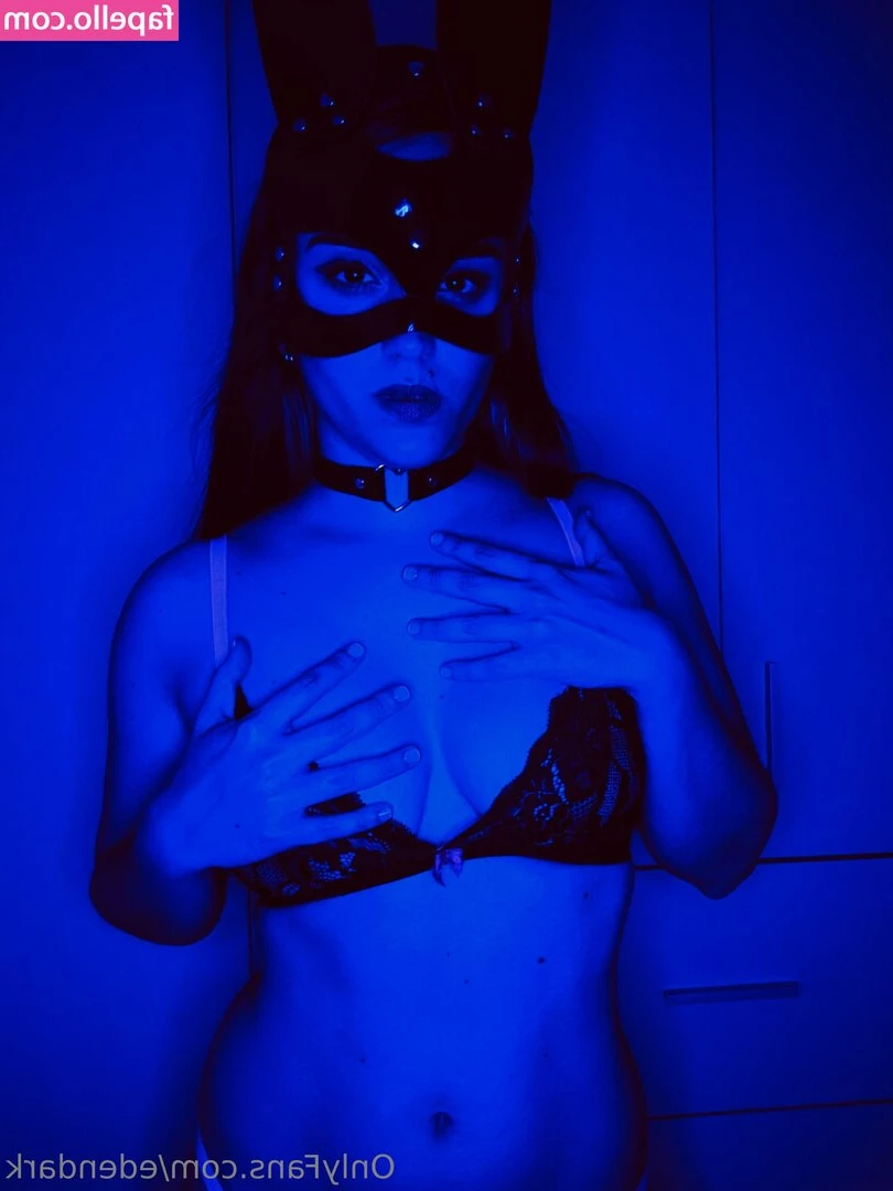 edendark - Onix at your service    LATIN BABE with BIG TITS and BIG ASS is