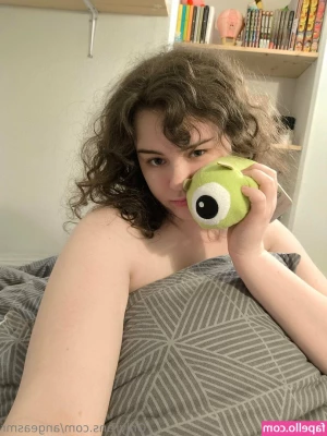 angeasmr [ angeasmr-1 ] - Suns out BUNS OUT   NO COVERUP