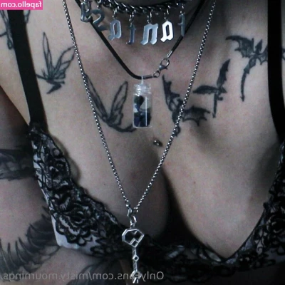 misty.mournings [ misty-mournings ] - Espera una sorpresita esta noche por DMs😈