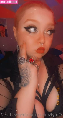 cutepeaches2 - Will you be good for me