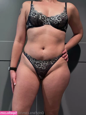 stacysmith41 - Wanna come shower with me