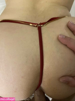 stacysmith41 - O Bull deu trato bem gostoso na minha putinha e eu fiquei durão