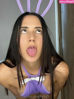 iamqueenjaii - tell me a dirty secret you have