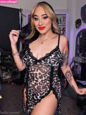 VeronicaRae - Ja to ficando com a barriga lisinha