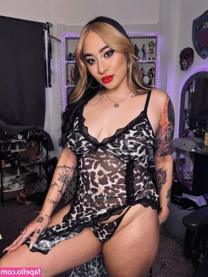 VeronicaRae - Happy Valentines Day  Sending love from my booty and all my holes 
