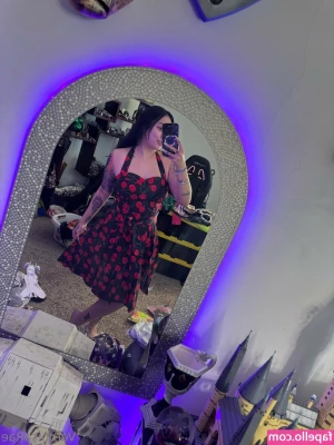 VeronicaRae - Jeg har fået en åbning til at få en online sugar daddy skriv hvis
