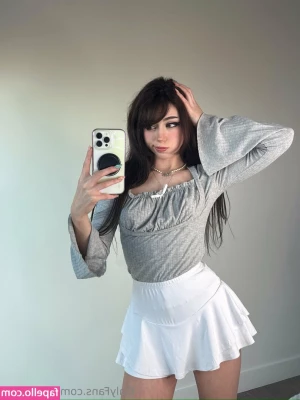 Kennakins - Happy Monday   I couldn t decide which pic was my favorite  What is