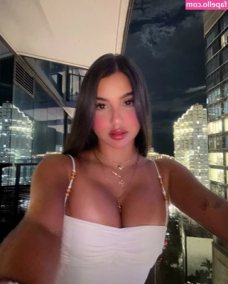 Valeria Carruyo [ valeria-carruyo ] - you dirty dog