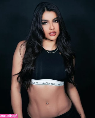 Valeria Carruyo [ valeria-carruyo ] - My off season  do i deserve some extra tips