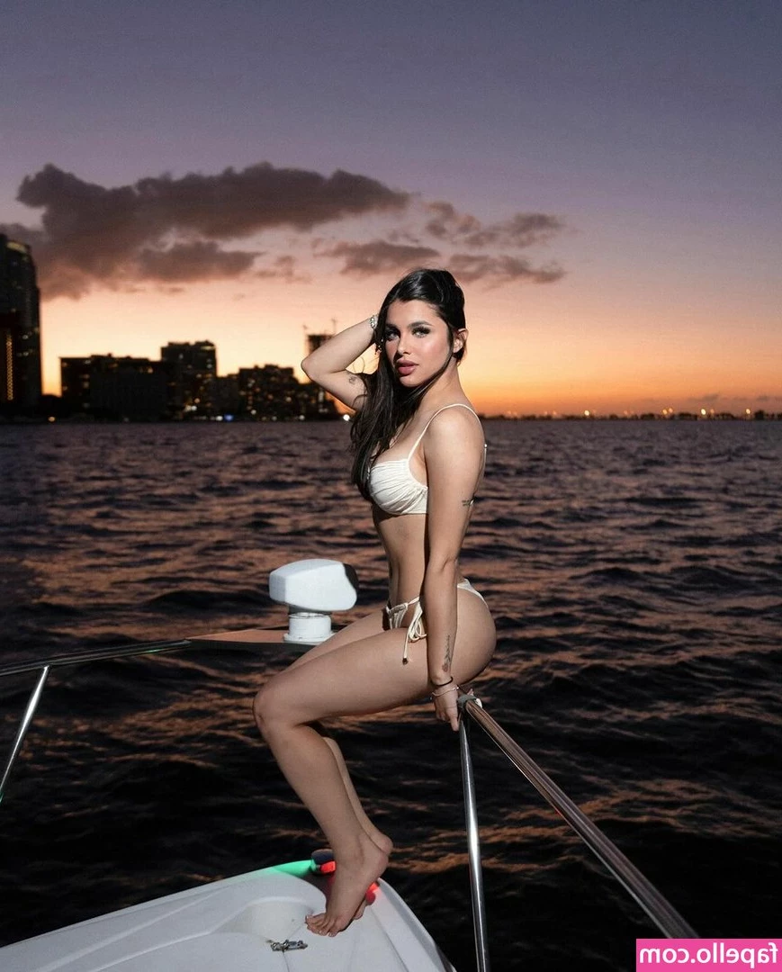Valeria Carruyo [ valeria-carruyo ] - What’s your favourite flavour ice cream?