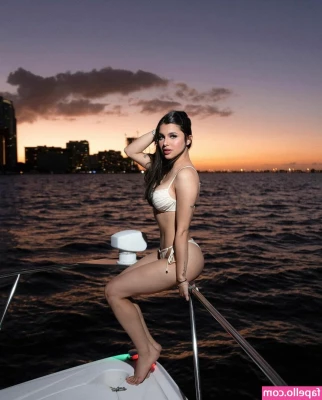 Valeria Carruyo [ valeria-carruyo ] - What’s your favourite flavour ice cream?