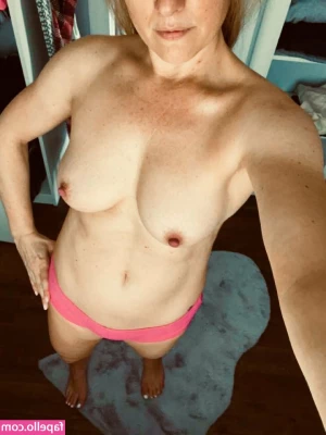 CharlizeFoXXX - I wish you were fucking me instead