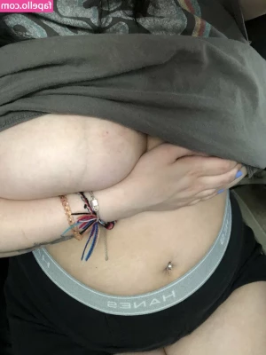 BigBittyLexie - 💦 NEW SQUIRT VID 💦  🖤👾 CLASSY & SEXY vs ALIEN DILDO