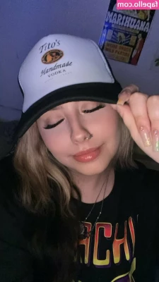 BigBittyLexie - Daddy s baby girl needs attention