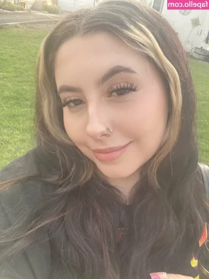 BigBittyLexie - A little weekend playing