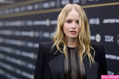 Ellie Bamber [ ellie-bamber ] - Happy Monday        sarahstarr2020       sarah-starr