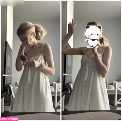 Shadsi - Do I look pretty with dick in my mouth or with my boobies out?