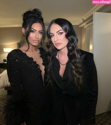 Sonya Deville [ sonya-deville ] - you are loved don’t forget that. night