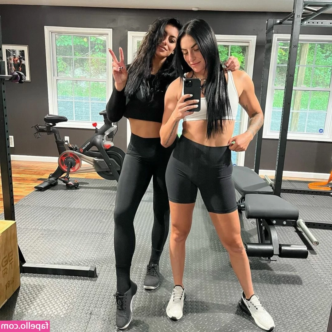 Sonya Deville [ sonya-deville ] - I m ready for you to worship me from head to toe