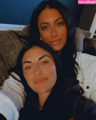 Sonya Deville [ sonya-deville ] - My face when I want a taste