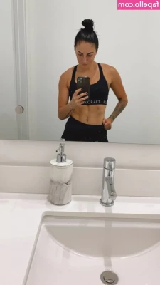 Sonya Deville [ sonya-deville ] - Getting naked In the snow