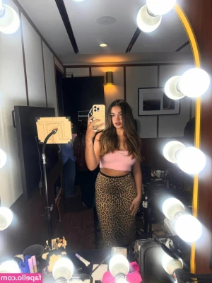 Madison Bailey [ madison-bailey-1 ] - Come over babe 💋