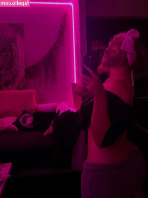 Nikkita Lyons [ nikkita-lyons ] - 💓 thinking about you 💓