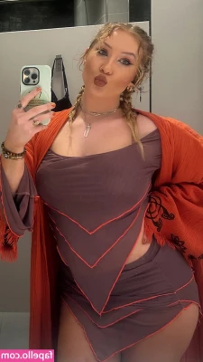 Nikkita Lyons [ nikkita-lyons ] - Full video coming out soon Fucked in the ass hard by  daddykylex  I
