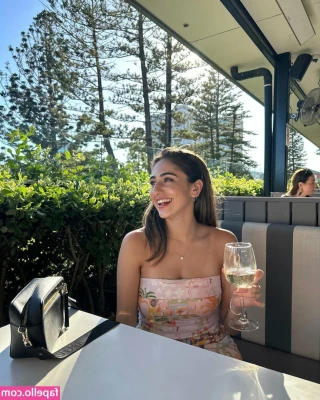 Alanah Tripi [ alanah-tripi ] - Another new Chelsea kit getting soaked in the shower   feels super