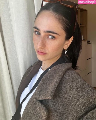 Alanah Tripi [ alanah-tripi ] - Wishing this was you