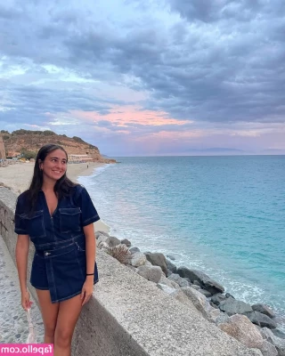 Alanah Tripi [ alanah-tripi ] - What you doing later