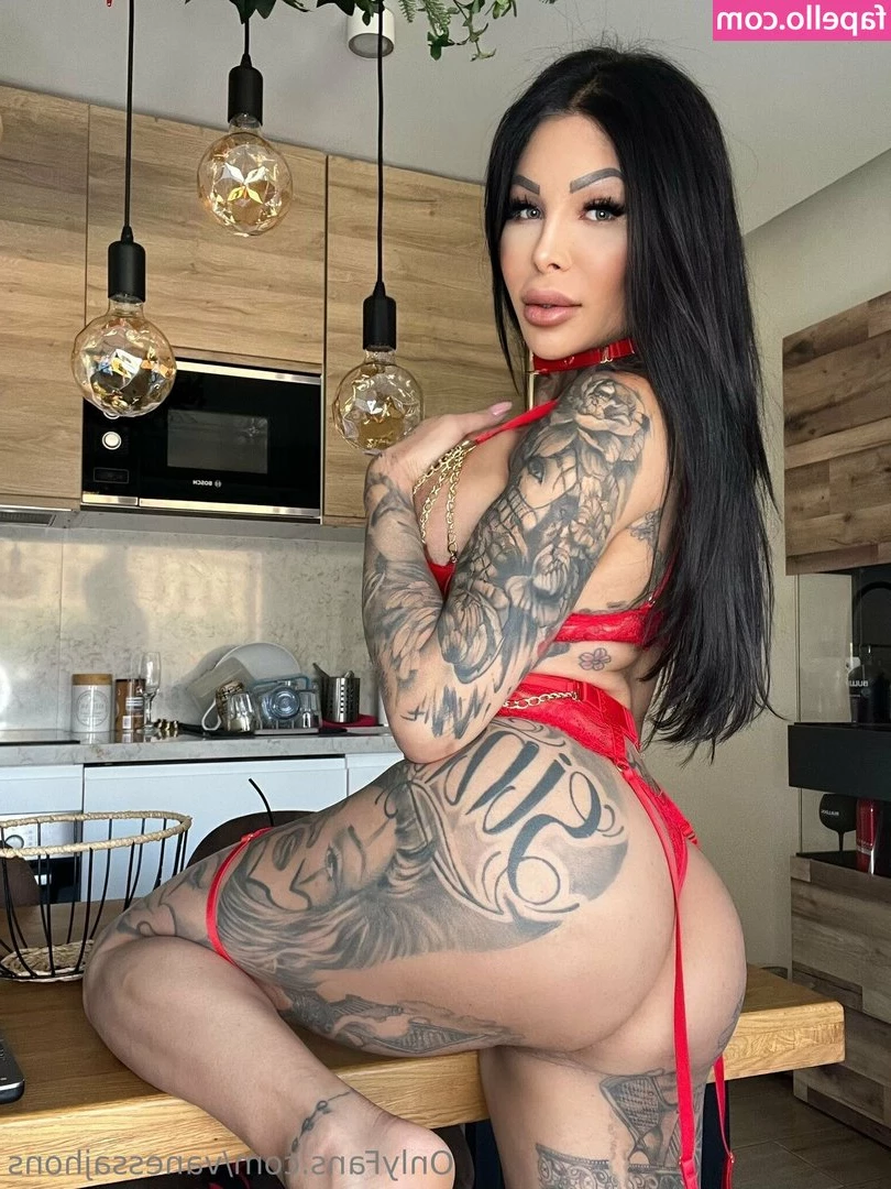 vanessajhons [ vanessajhons-1 ] - There s a tooon more I ll be posting later when I have time to edit  -