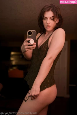 steviejayvip - dino_new_niv uso mi culo a su antojo clavandome sus dildos su mano y