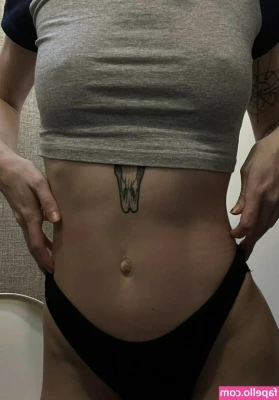 Kaylin Peters [ kaylin-peters ] - 21yr old me and me now
