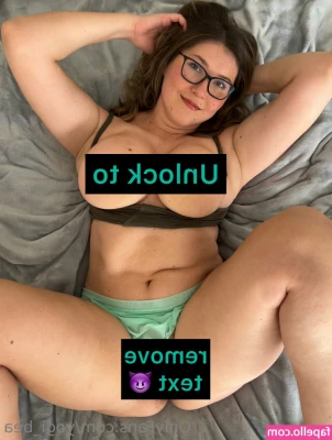 yogi_bea_free [ yogi-bea-free ] - Working on calendar pics all weekend! What are you guys up to?