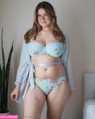 yogi_bea_free [ yogi-bea-free ] - The rest of this photo set. Full video will be in your DMs on June