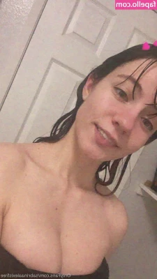 sabrinaalexisfree - Should I let my fans for the first time see me get my butt finger by