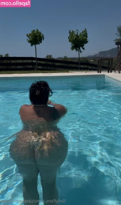 Cassiiemelinda - Some twinky throwback